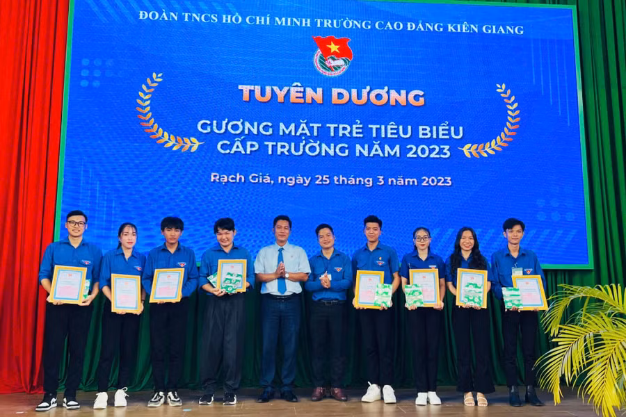 0-thanh-trung-3.jpg