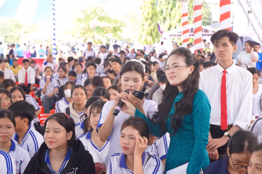 gian-hang-cuu-long-9.jpg