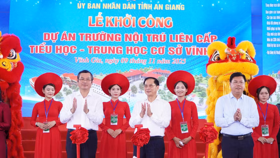 ag-truong-noi-tru.jpg