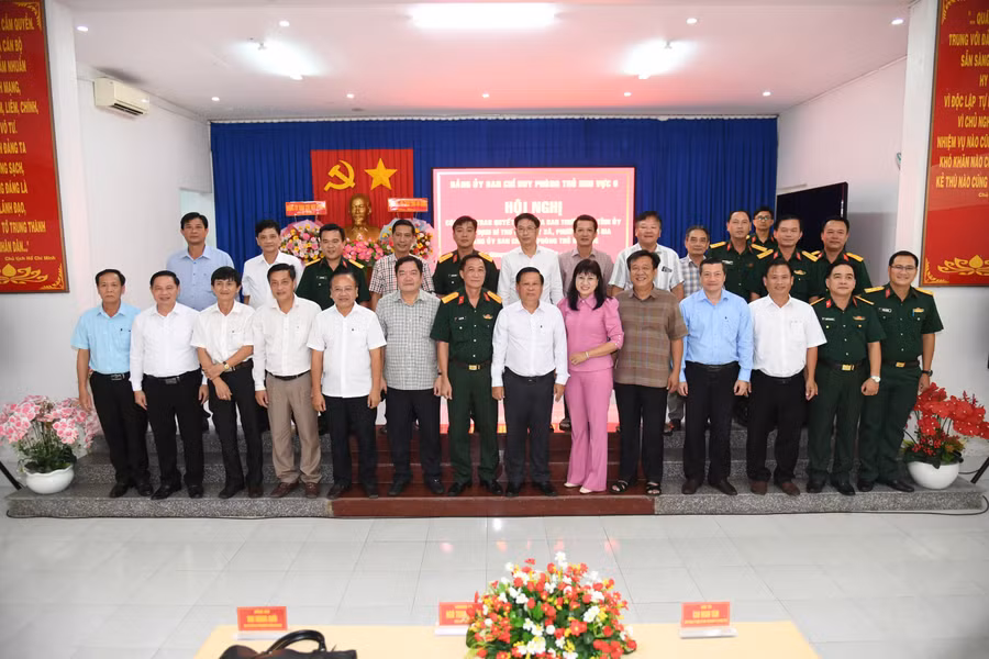 bi-thu-ag-0.jpg