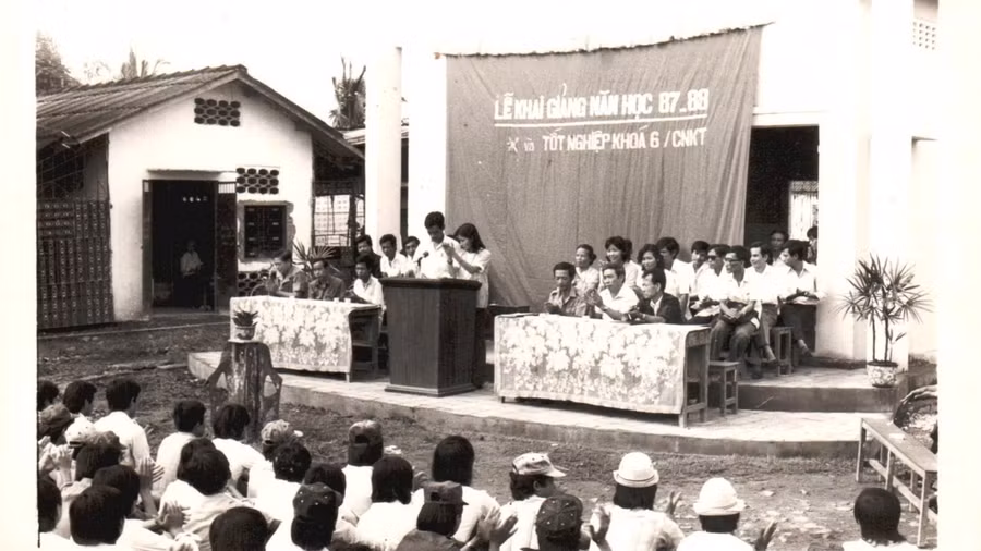 60nam-cd-kien-giang-2.jpg