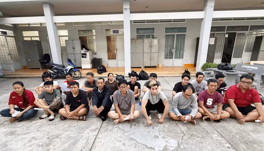 0-ag-rua-tien.jpg