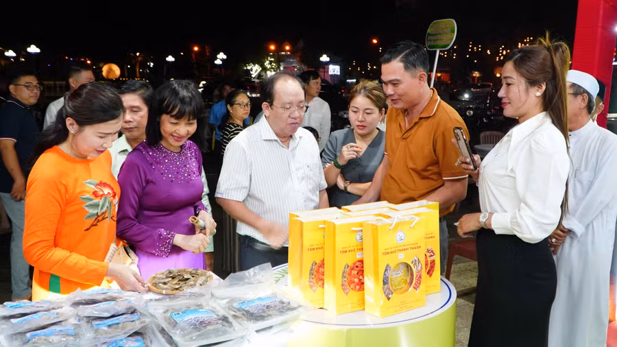 Quang cảnh Ngày hội.