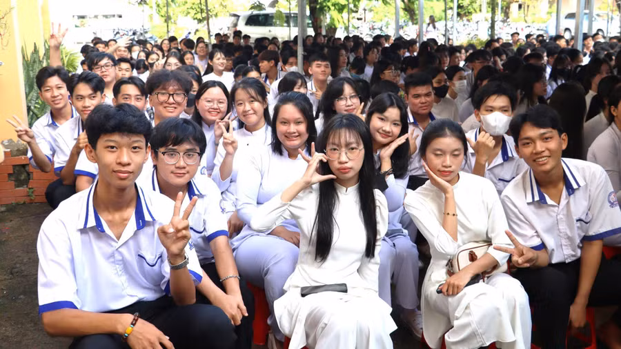 ba-chuc-1.jpg