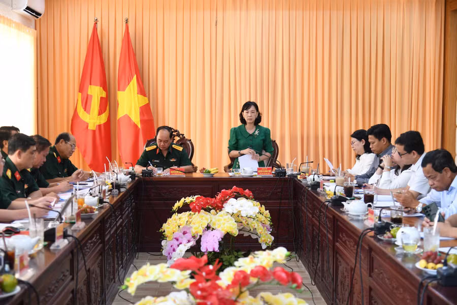 quan-su-tinh-4.jpg