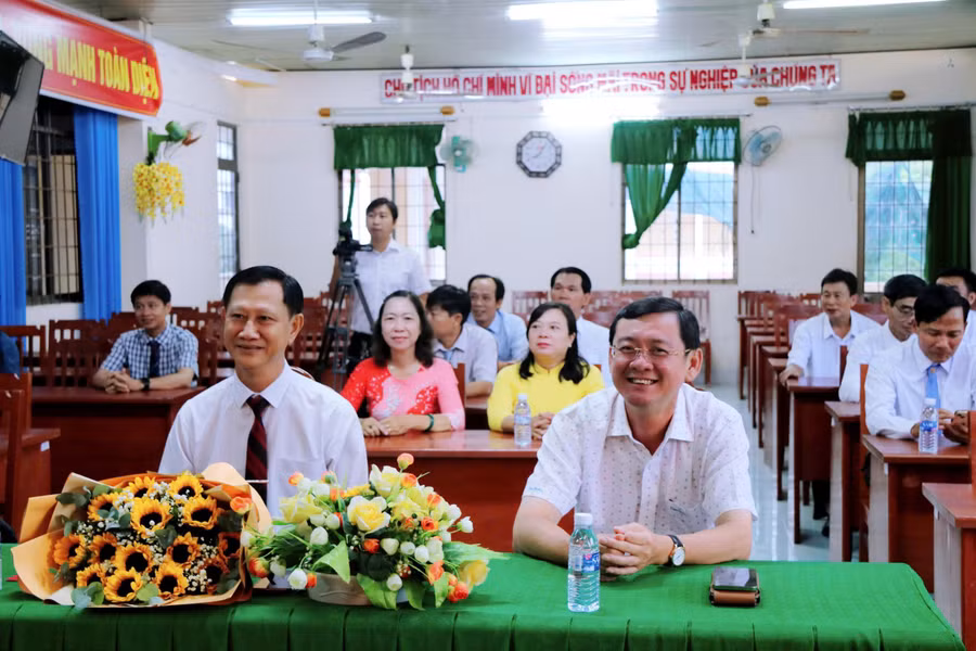 0-thu-khoa-nghia-2.jpg
