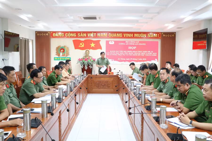 an-ninh-phu-quoc-4.jpg