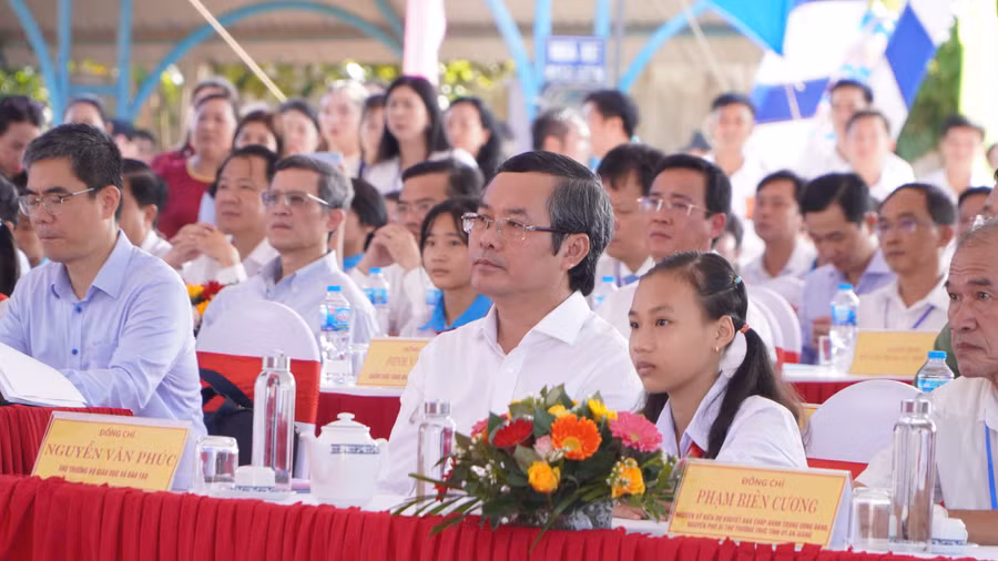 khoi-cong-truong-12.jpg
