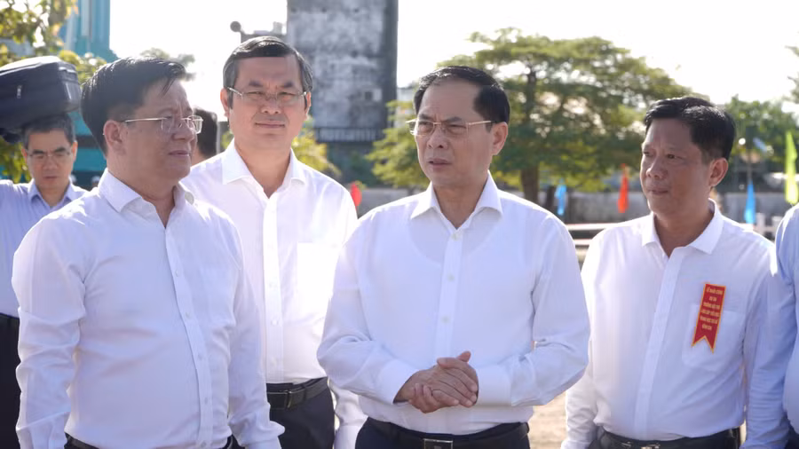 khoi-cong-truong-0.jpg