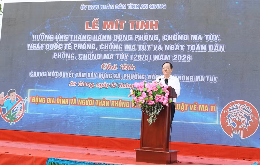 Ông Nguyễn Thanh Phong, Phó Chủ tịch Thường trực UBND tỉnh An Giang, phát biểu tại buổi lễ.