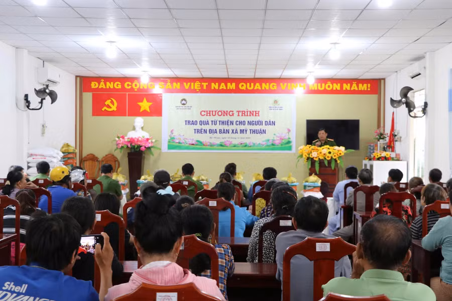 cong-an-tu-thien.jpg
