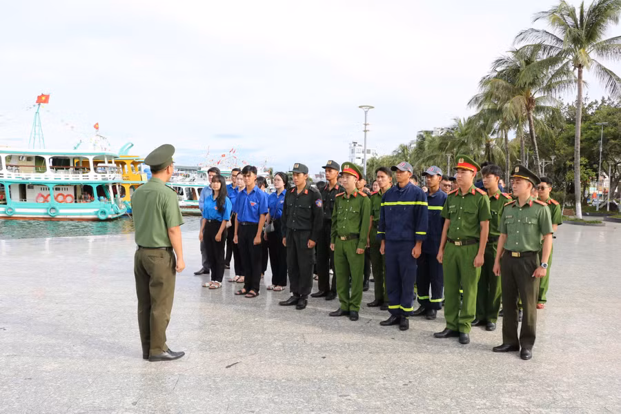 ve-sinh-phu-quoc.jpg