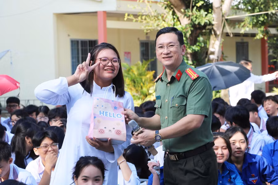 0-phu-quoc-tuyen-truyen-12.jpg