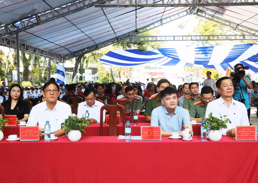0-phu-quoc-tuyen-truyen-1.jpg