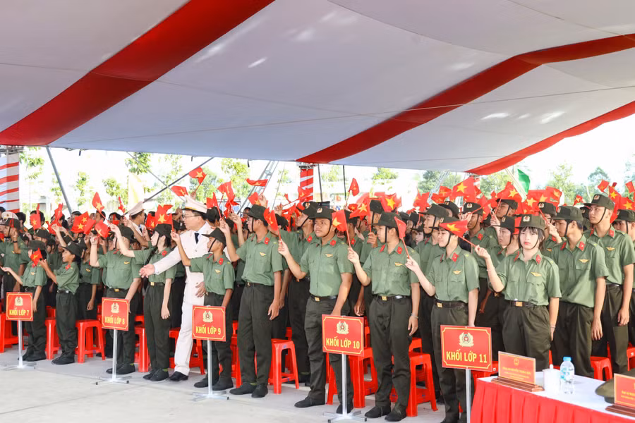 0-van-hoa-cand-6.jpg