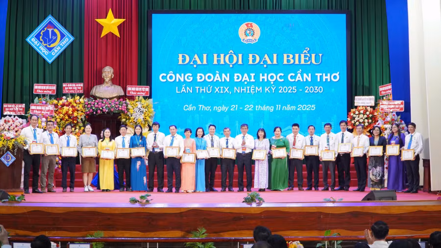 cong-doan-ctu.jpg