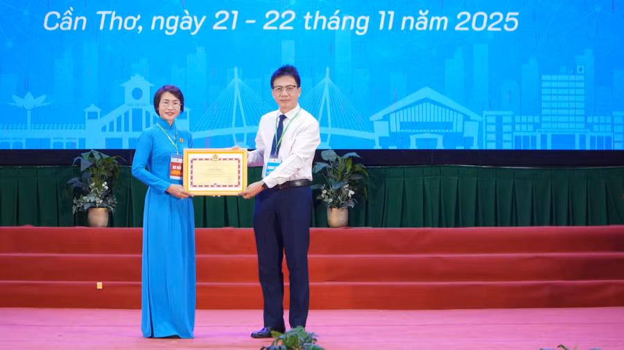 cong-doan-ctu-7.jpg