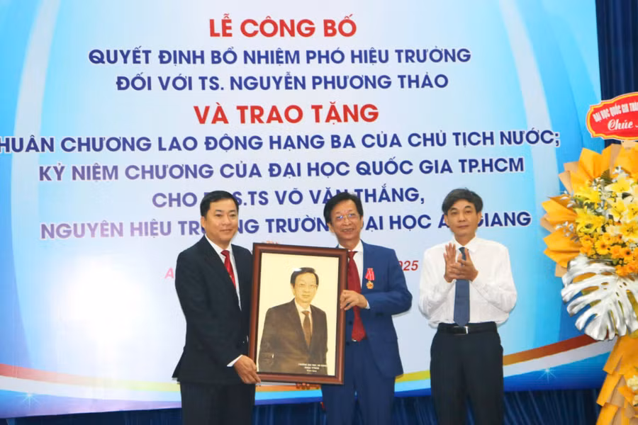 bo-nhiem-1.jpg