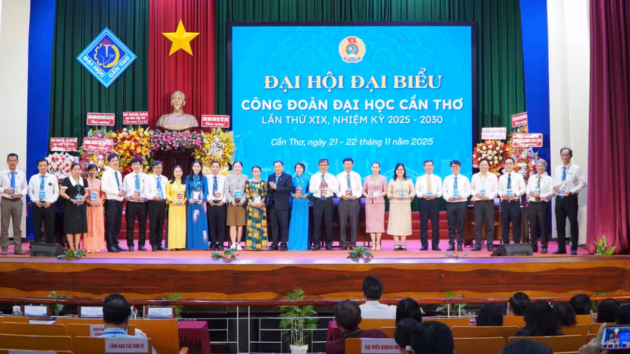 ctu-dh-cong-doan.jpg