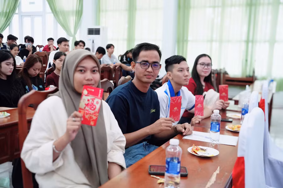 sinh-vien-ngoai-tinh-8.jpg