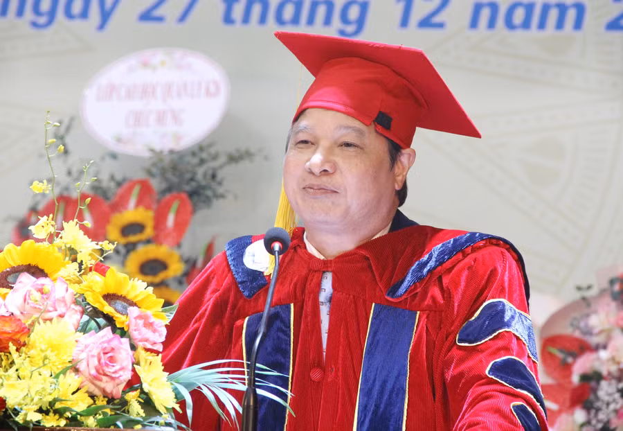 GS.TS Phạm Quang Trung phát biểu tại buổi lễ.