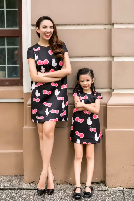 Ngoc Diem va con gai dien do doi don xuan - Anh 7