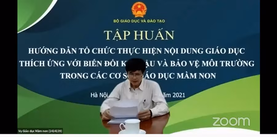 PGS.TS Nguyễn Bá Minh phát biểu tại chương trình tập huấn