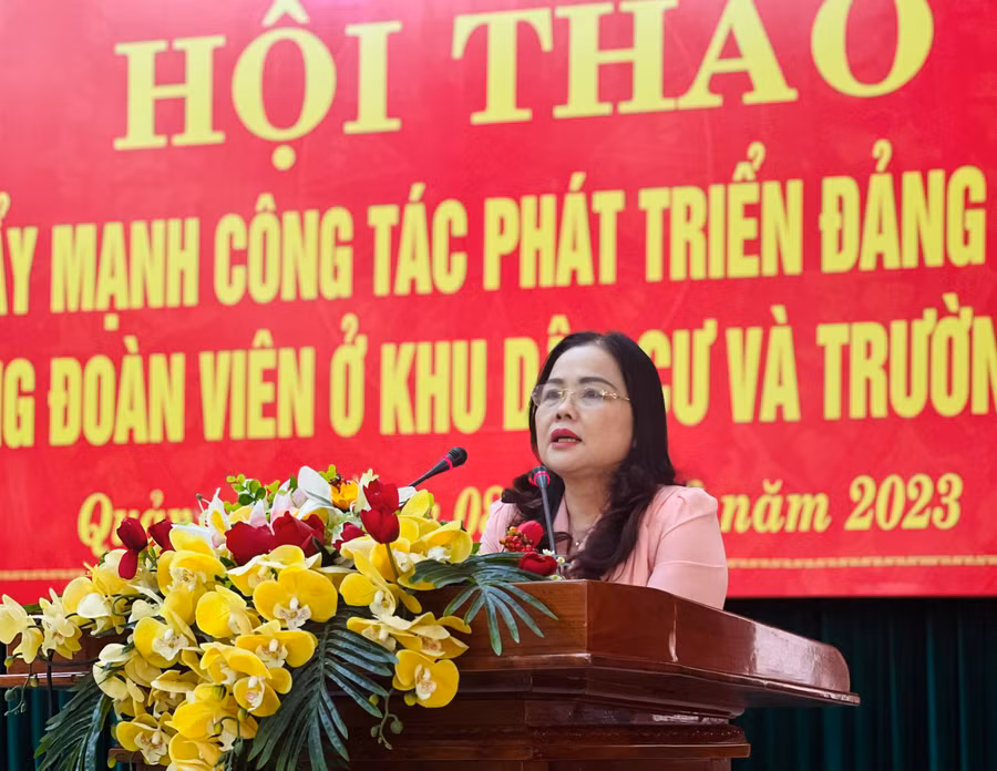 TS Lê Thị Hương - Giám đốc Sở GD&ĐT phát biểu tại hội thảo. TS Lê Thị Hương - Giám đốc Sở GD&ĐT phát biểu tại hội thảo.
