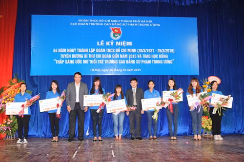 Trường CĐSP Trung ương thắp sáng ước mơ tuổi trẻ