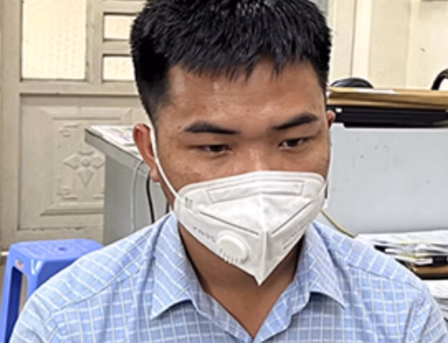 Nguyễn Văn Sơn bị bắt giữ (ảnh do cơ quan công an cung cấp).