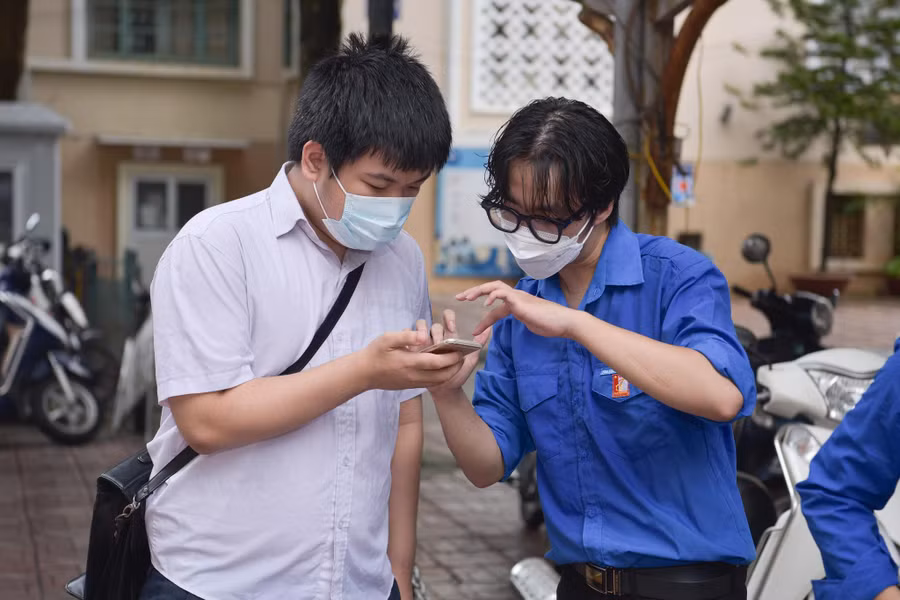 Thí sinh tham dự kỳ thi đánh giá tư duy năm 2022 của Trường ĐH Bách khoa Hà Nội. Thí sinh tham dự kỳ thi đánh giá tư duy năm 2022 của Trường ĐH Bách khoa Hà Nội.
