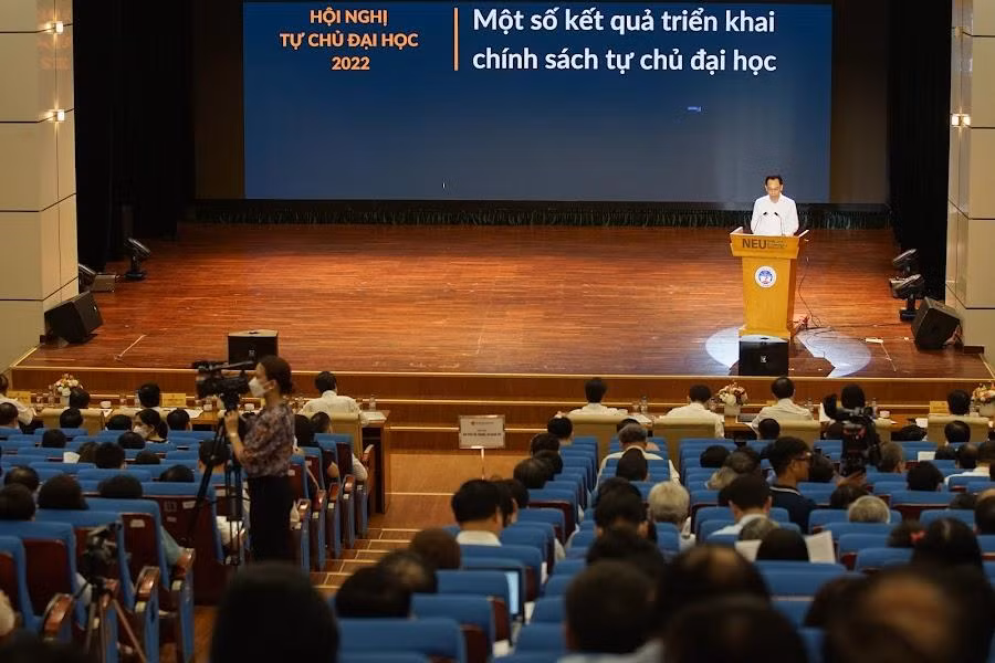 Quang cảnh Hội nghị tự chủ đại học năm 2022. Quang cảnh Hội nghị tự chủ đại học năm 2022.