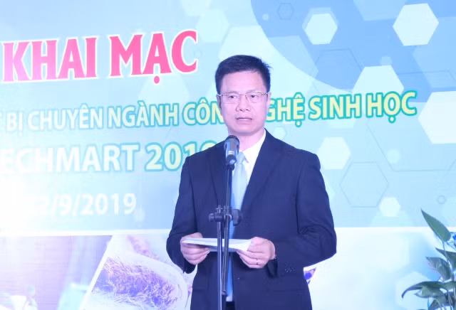 Ông Trần Đắc Hiến phát biểu tại lễ khai mạc