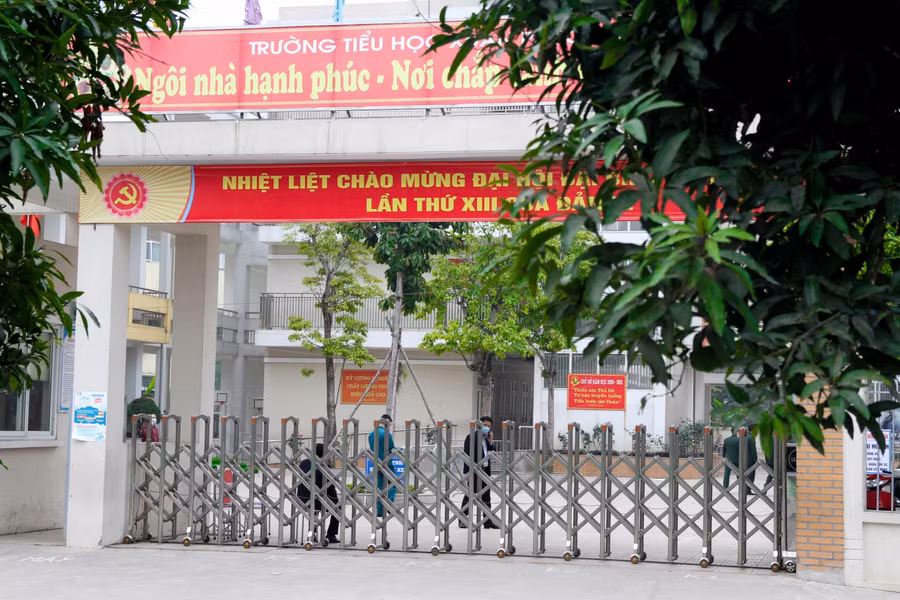 Trường Tiểu học Xuân Phương trở thành khu cách ly tập trung đặc thù.
