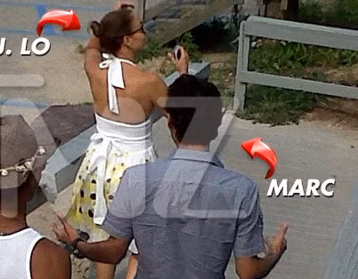 Hình ảnh của Lopez và Marc ngày hôm qua mà các tay săn ảnh của TMZ chộp được