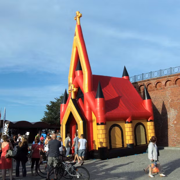 An inflatable church is tested in Kolobrzeg, Poland. Polish priest Krzysztof Kowal is a Roman Catholic missionary in Kamchatka Peninsula, Russia. Authorities haven’t allowed a proper Catholic church in the area, so the clergyman has to conduct the Holy Masses for the believers in hotel rooms or outdoors, even when the temperature drops 40 degrees below zero in winter. Kowal’s friends have designed the inflatable church which is going to be transferred to Kamchatka Peninsula on September 15.