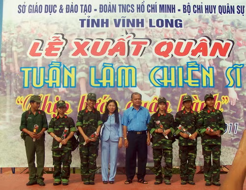 Lễ xuất quân.