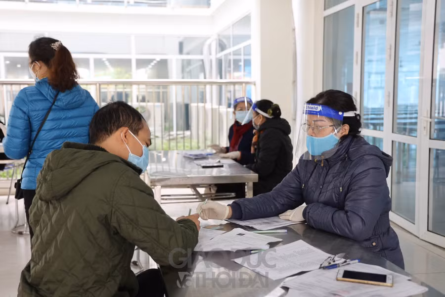Hà Nội: Triển khai tiêm vắc xin Covid-19 mũi 3 cho người dân ảnh 1