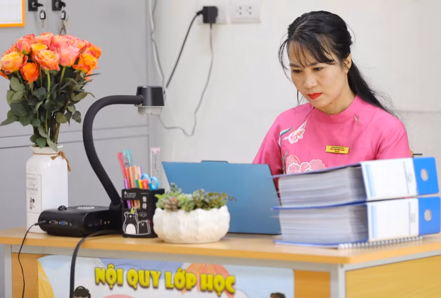 Giáo viên của Trường tiểu học Kim Đồng (Ba Đình, Hà Nội)