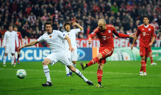 Robben châm ngòi cho con mưa bàn thắng của Munich