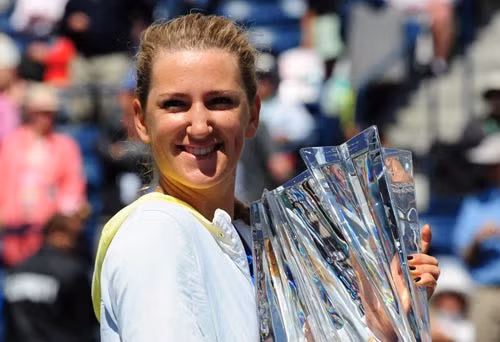 Hạ gục John Isner, Federer đăng quang tại Indian Wells 2012 ảnh 2 Azarenka có chức vô địch Indina Wells đầu tiền trong sự nghiệp