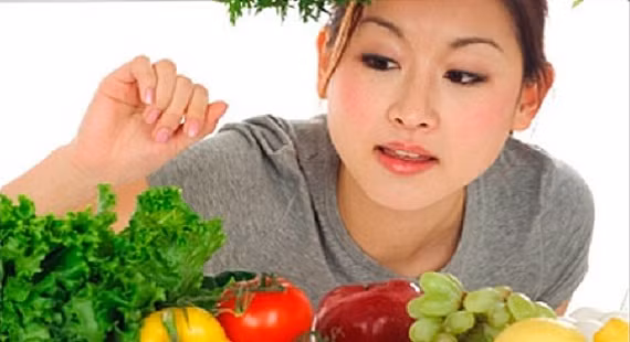 Cách hay để tránh ngộ độc thực phẩm ngày Tết