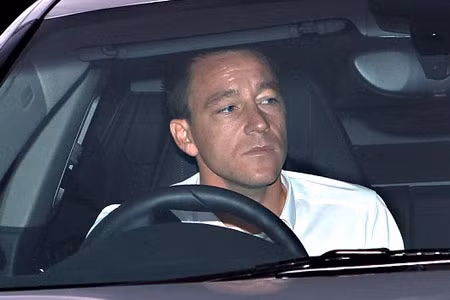 Terry bị kết tội sử dụng từ ngữ có hành vi phân biệt chủng tộc với Anton Ferdinand Terry bị kết tội sử dụng từ ngữ có hành vi phân biệt chủng tộc với Anton Ferdinand