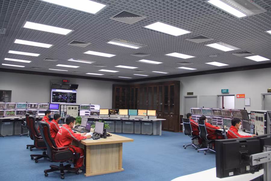 Buổi tập huấn nhằm trang bị kiến thức về công tác ATVSLĐ cho người lao động trong toàn tổng công ty. Buổi tập huấn nhằm trang bị kiến thức về công tác ATVSLĐ cho người lao động trong toàn tổng công ty.