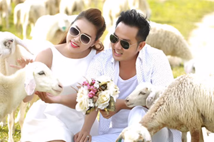 Ảnh cưới của diễn viên Thiên Bảo và bạn gái kém 16 tuổi