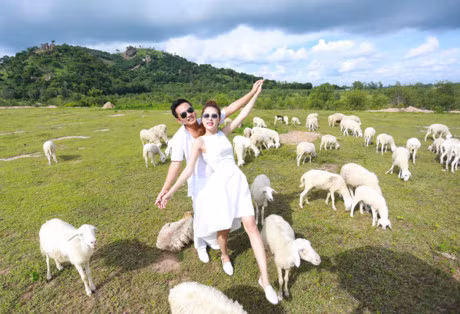 Anh cuoi cua dien vien Thien Bao va ban gai kem 16 tuoi - Anh 11