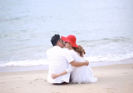 Anh cuoi cua dien vien Thien Bao va ban gai kem 16 tuoi - Anh 4