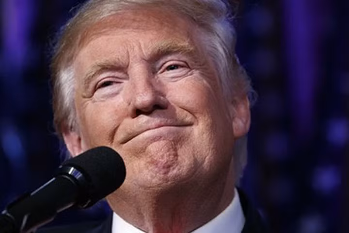 Ông Trump sẽ thay đổi kiểu tóc trong thời gian tới?