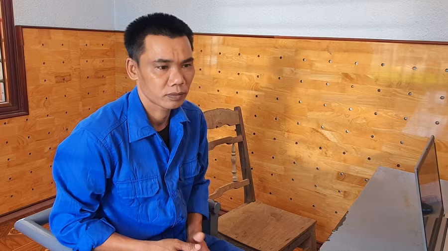 Nguyễn Văn Hợp tại cơ quan Công an. (Ảnh: SĐ)