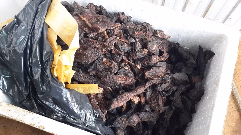 Thịt heo nái dùng để làm thịt nai khô tại cơ sở của bà G.